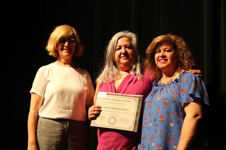 El Ayuntamiento de Rota entrega los diplomas a los participantes de los 36 Talleres Municipales de Igualdad y Mayor 