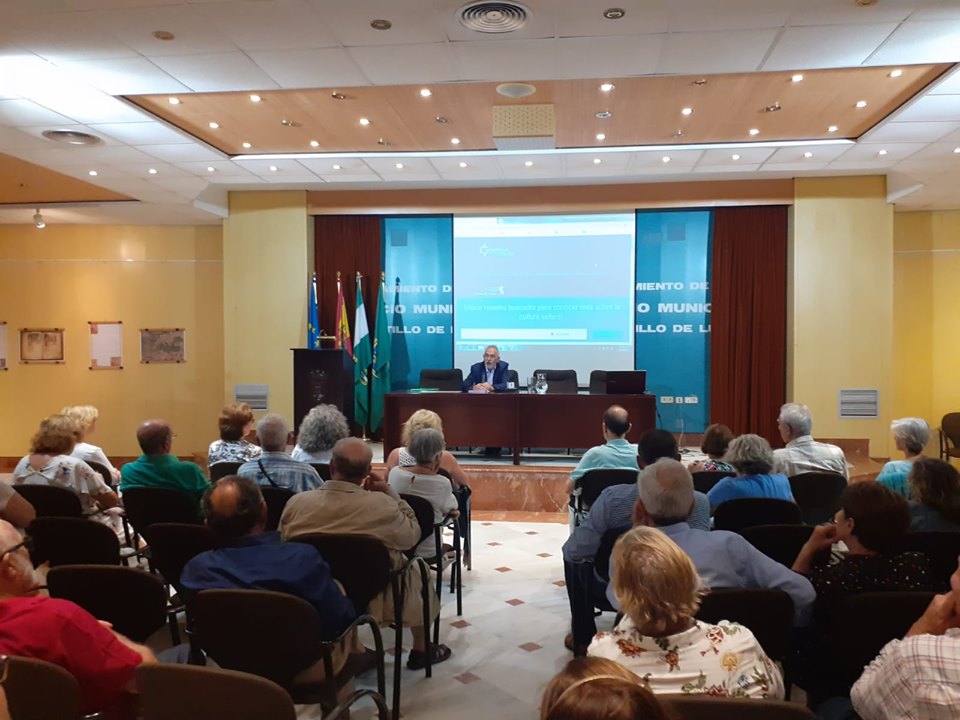 El Castillo de Luna de Rota acogió la conferencia «Sefardíes con nombres y apellidos»