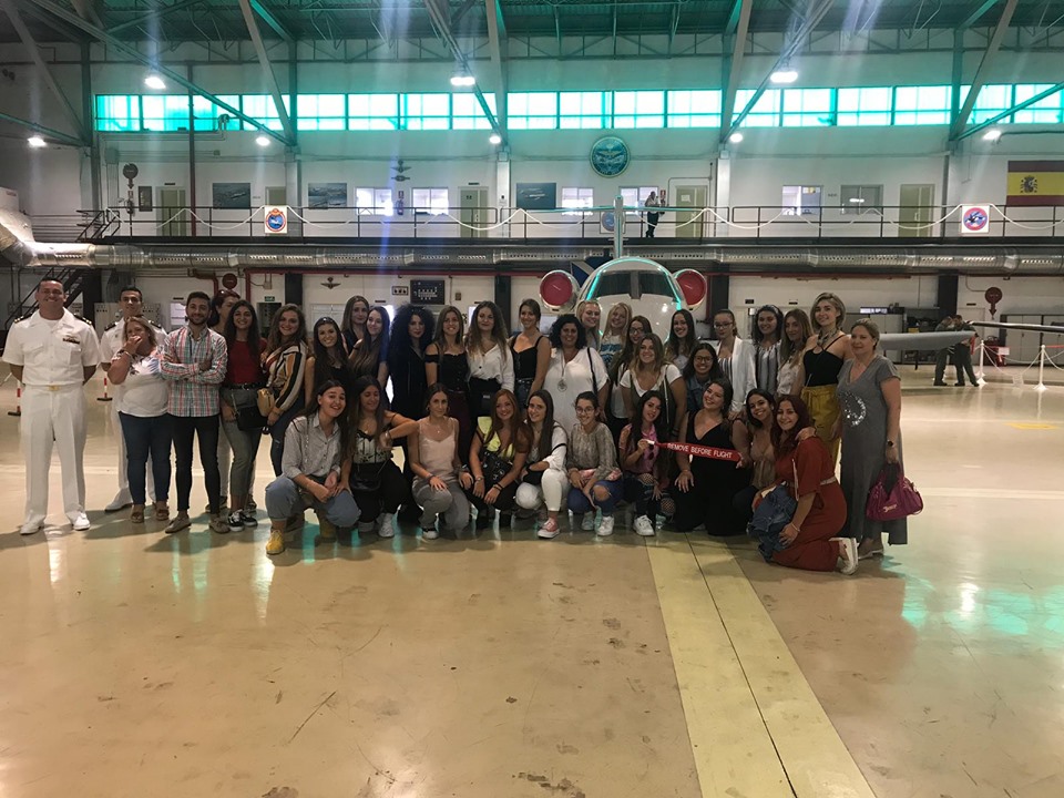 Las Damas de las Fiestas Patronales, de visita en la Base Naval de Rota