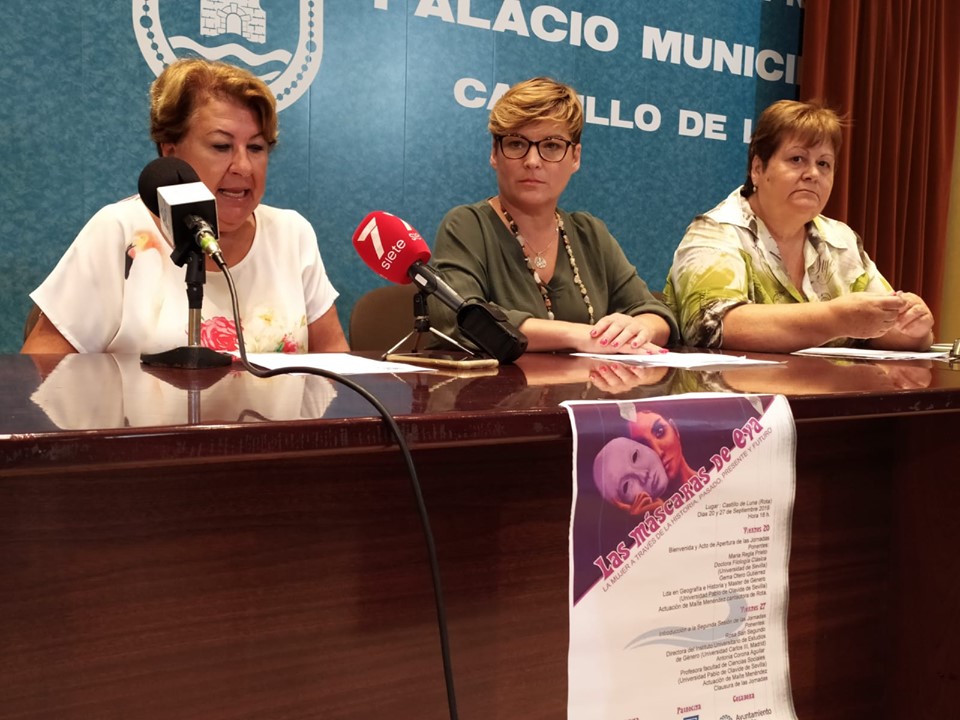 Igualdad apoya a la asociación de Mujeres Feministas de Rota en la celebración de unas jornadas sobre las mujeres a través de la historia