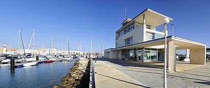 Terminal Marítima del Puerto Deportivo de Rota, Catamarán a Cádiz