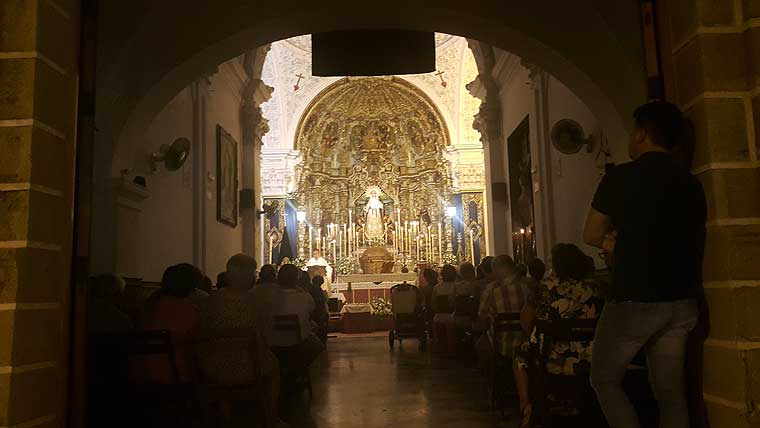 Interior de la capilla Capilla de la Caridad