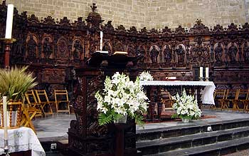 Coro de cedro y caoba de Andrés Martínez y Diego Roldán