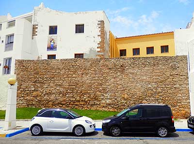 Restos de la muralla de Rota