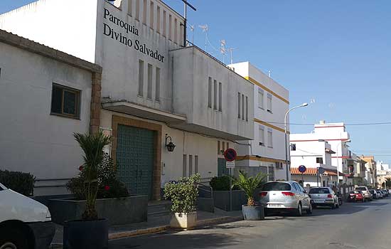 Parroquia del Divino Salvador (Calle Madrid, 20), Rota