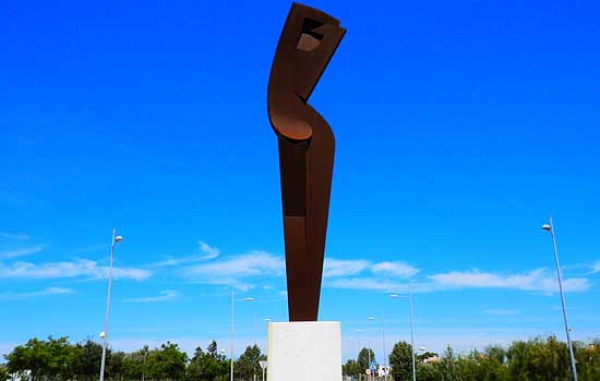 Monumento a la Mujer, Rota