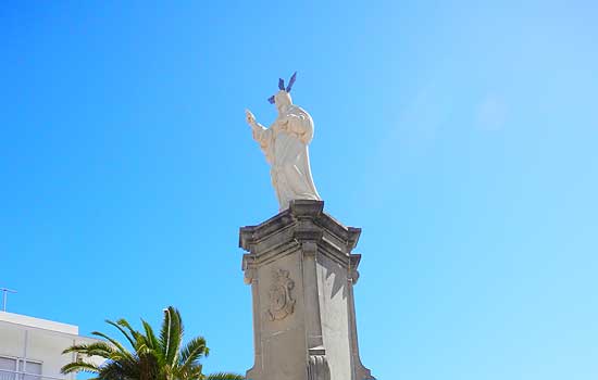 Sagrado Corazón de Jesús, expuesto en la Plaza Pio XII